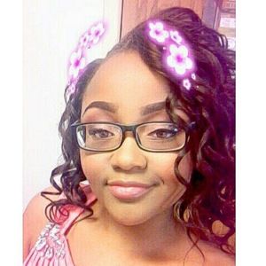 Meet your Posher, Iyahna